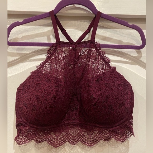 Victoria's Secret - Picture 1 of 4